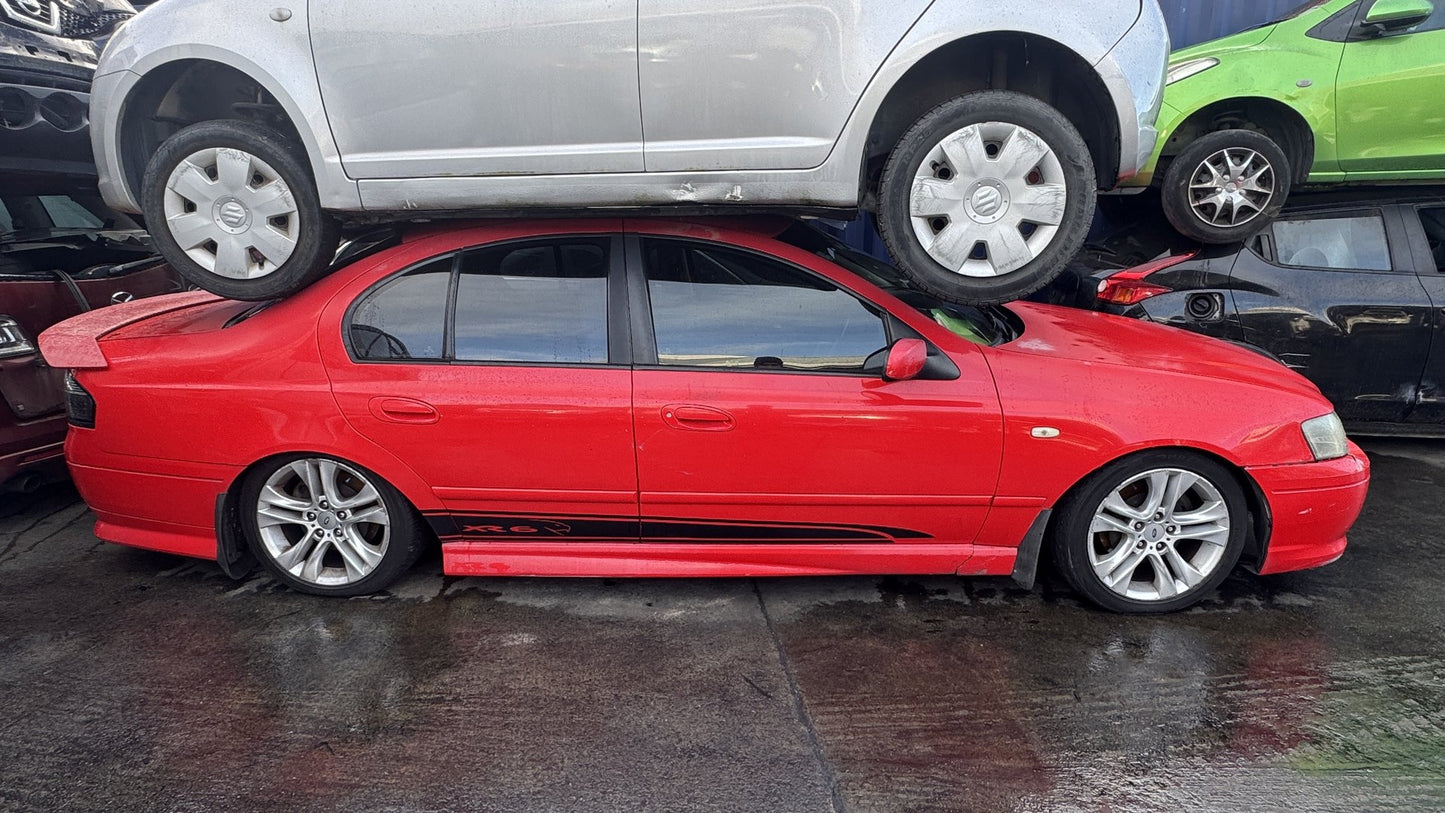 2004 Ford Falcon XR6   Dismantling For Parts