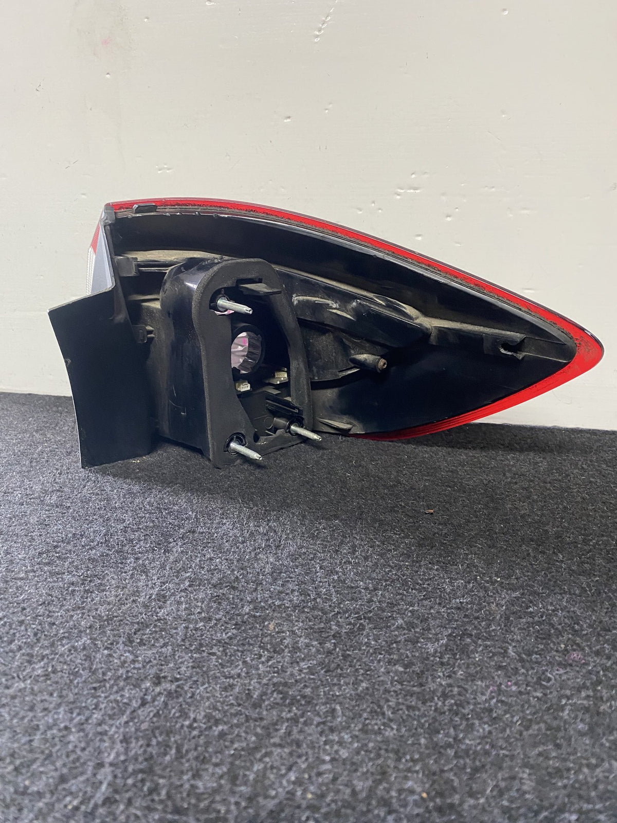 2010 Ford Mondeo - Left Taillight PN: S/Wagon