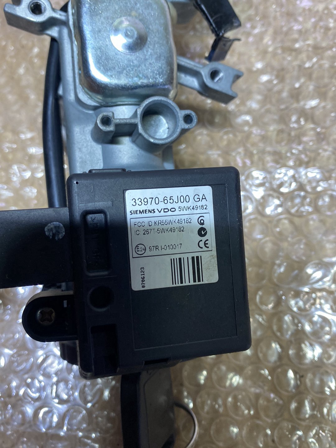 2007 Suzuki SX4 - Ignition Switch Key PN: 3710468892