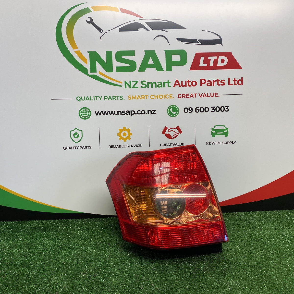 2005 Used Toyota Corolla - Right Taillight PN: KOITO 13-87