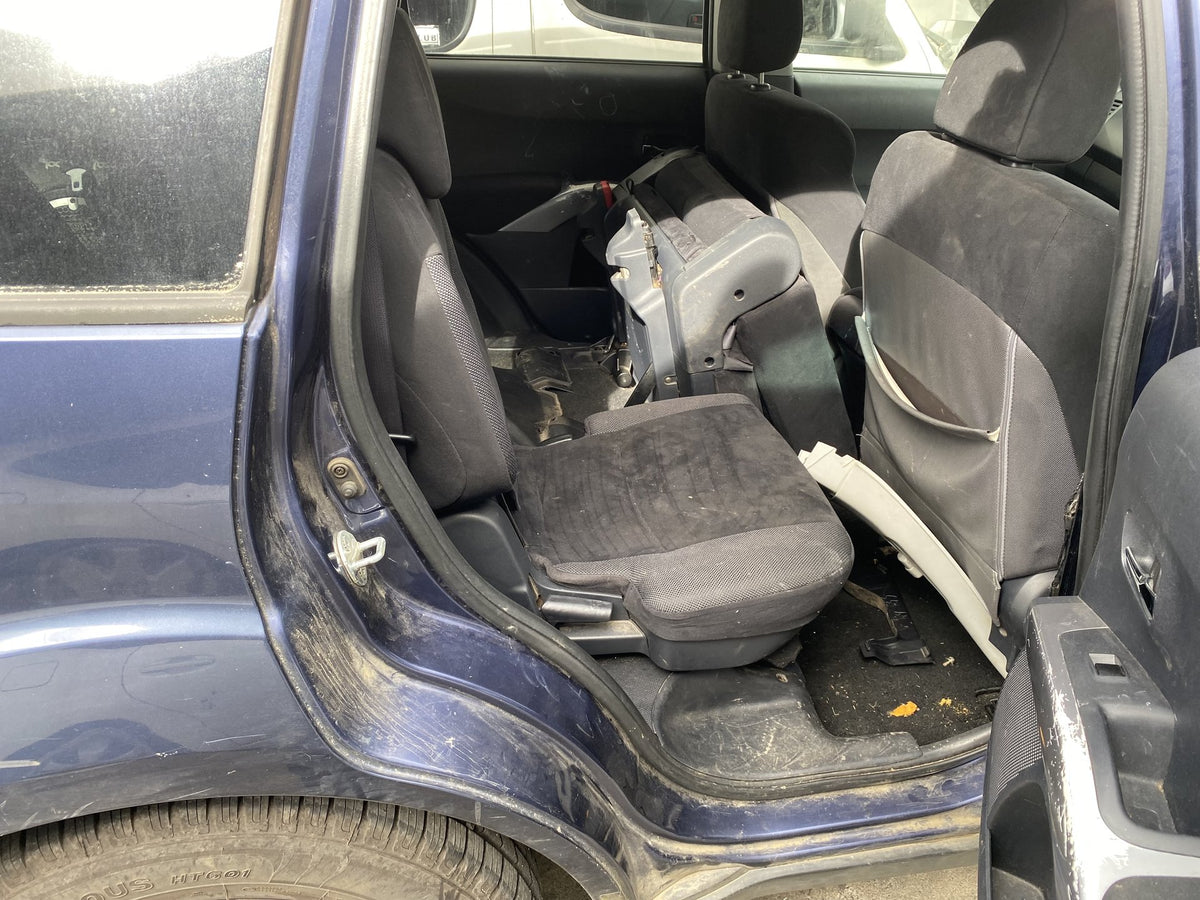 2005 Mitsubishi Outlander CW5W Dismantling For Parts