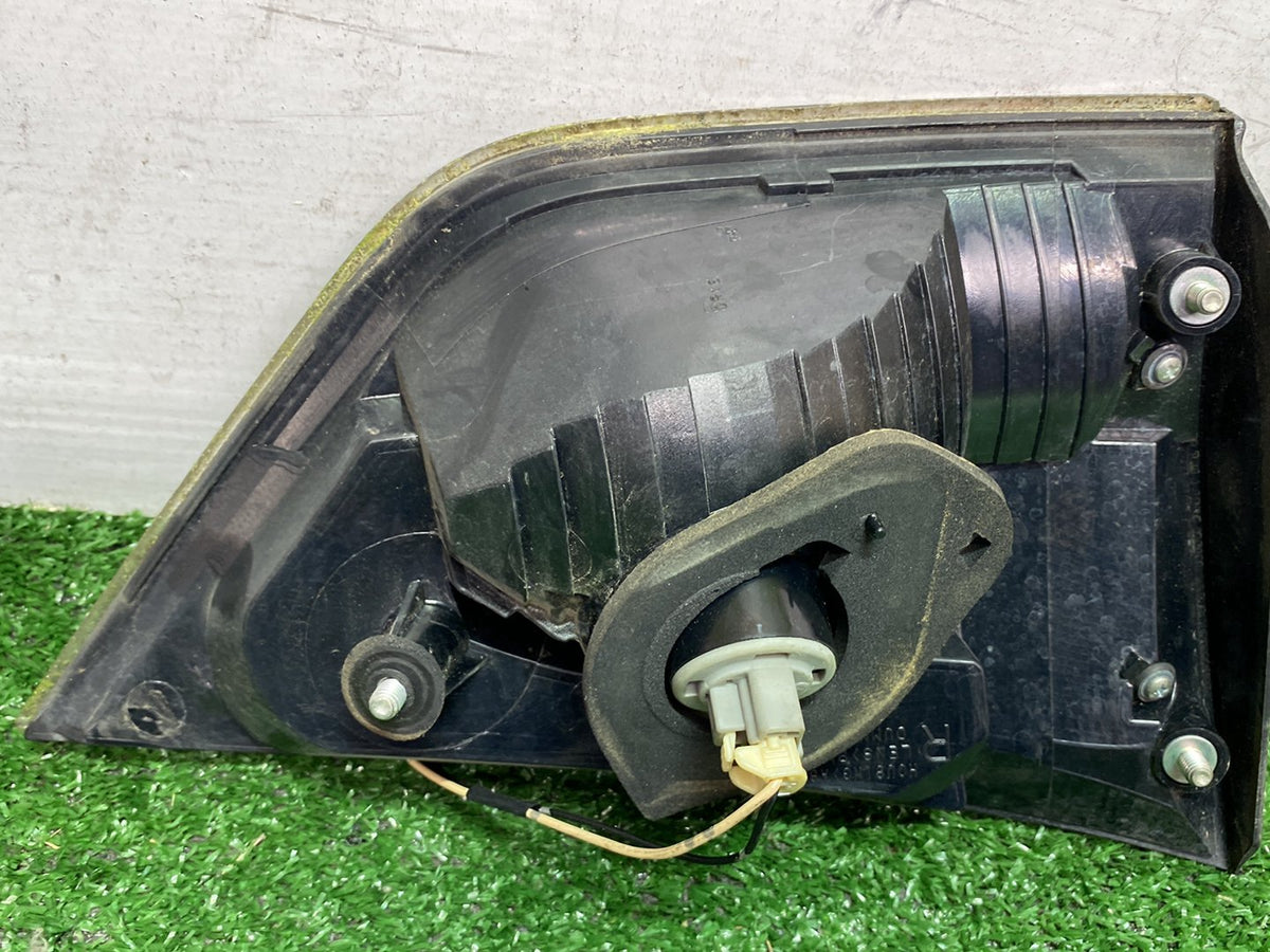 2010 Mitsubishi Outlander - Right Boot Light PN: IMASEN 1146-356