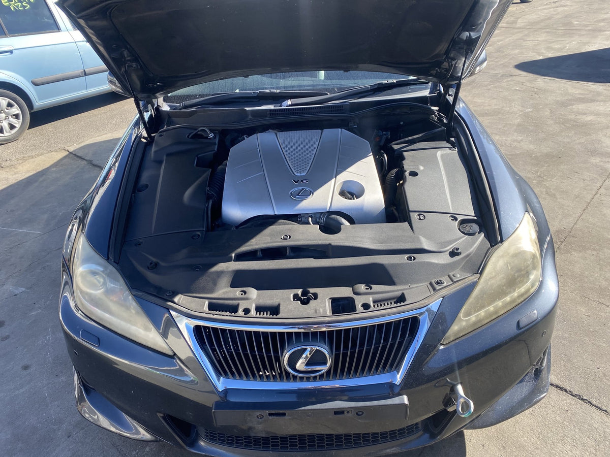 2011 Lexus IS350  Dismantling For Parts