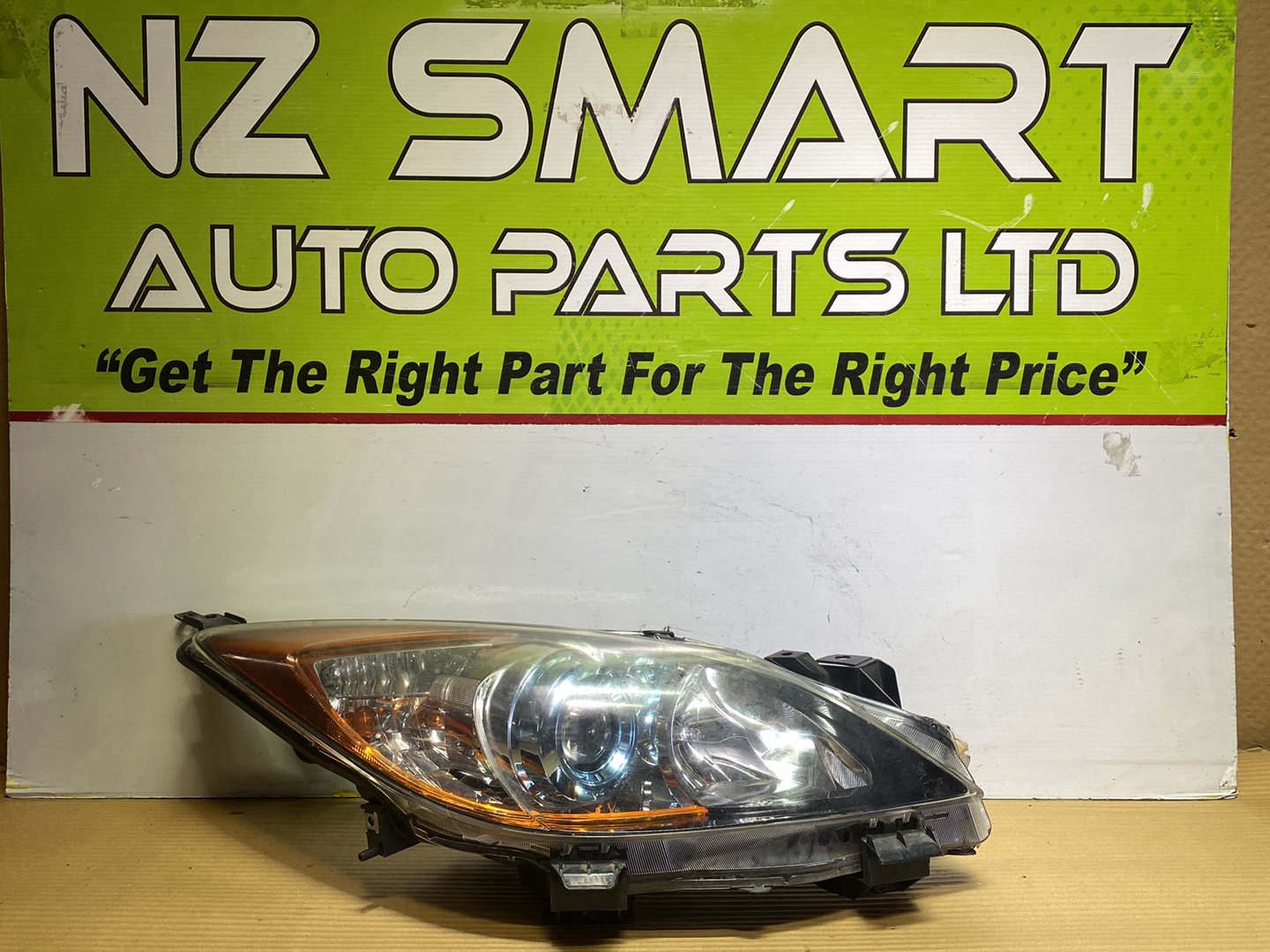 2010 Mazda Axela- Right Headlight PN:
