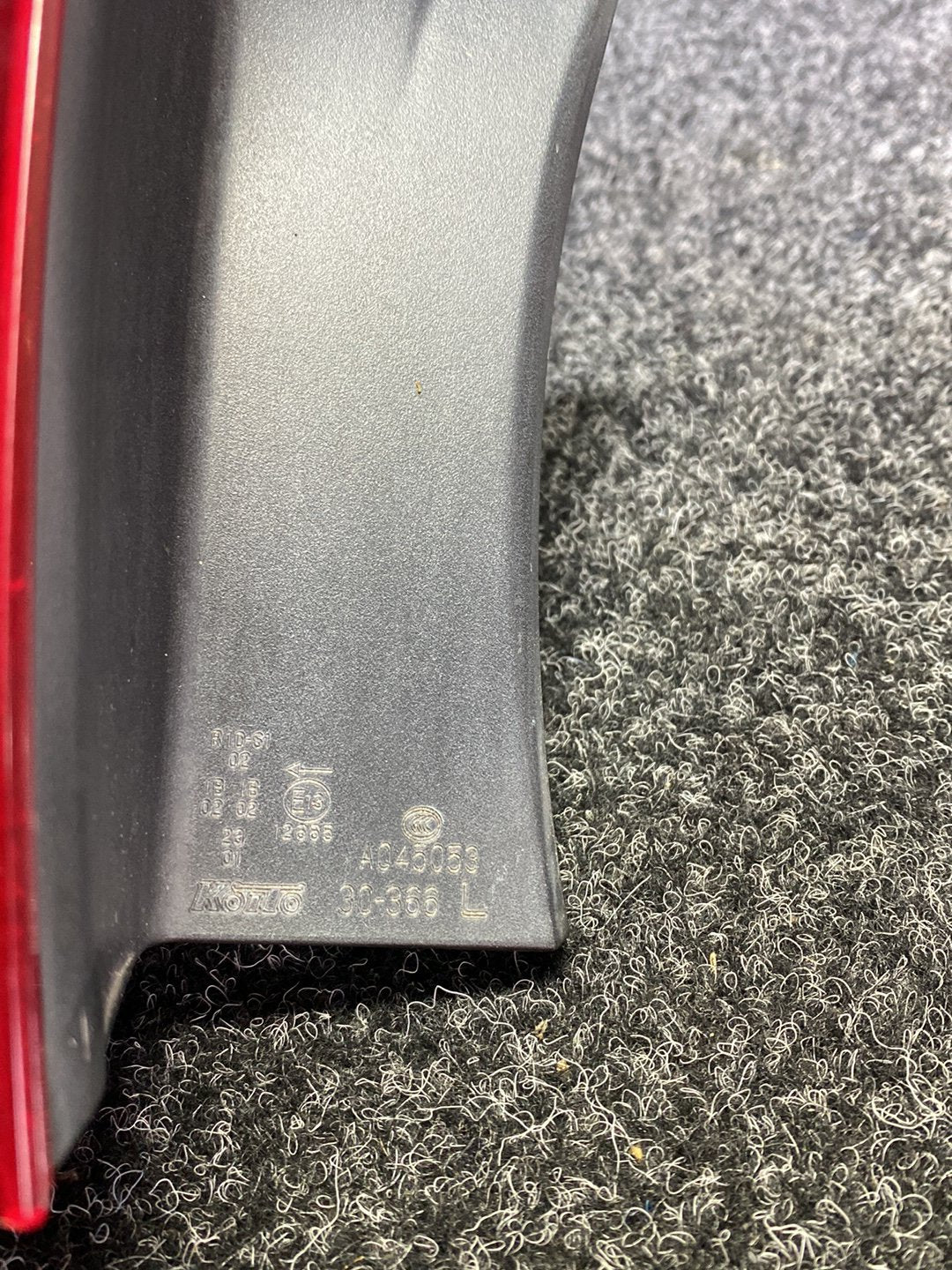 2009 Lexus GS450h - Left Taillight PN: KOITO 30-366