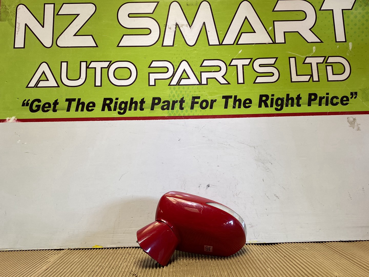 2005 Honda Fit- Left Door Mirror PN: 6 wires