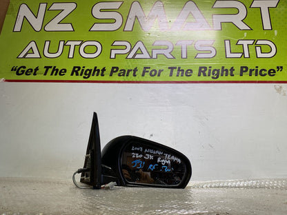 2007 Nissan Teana- Right Door Mirror PN: 5 wires