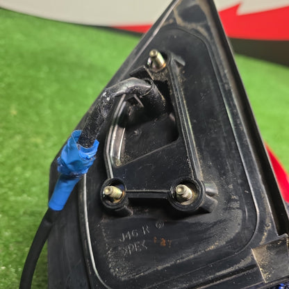 2004 Used Toyota Ist - Right Door Mirror PN: 5 Wires
