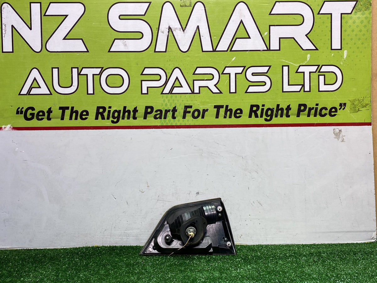 2010 Mitsubishi Outlander - Right Boot Light PN: IMASEN 1146-356