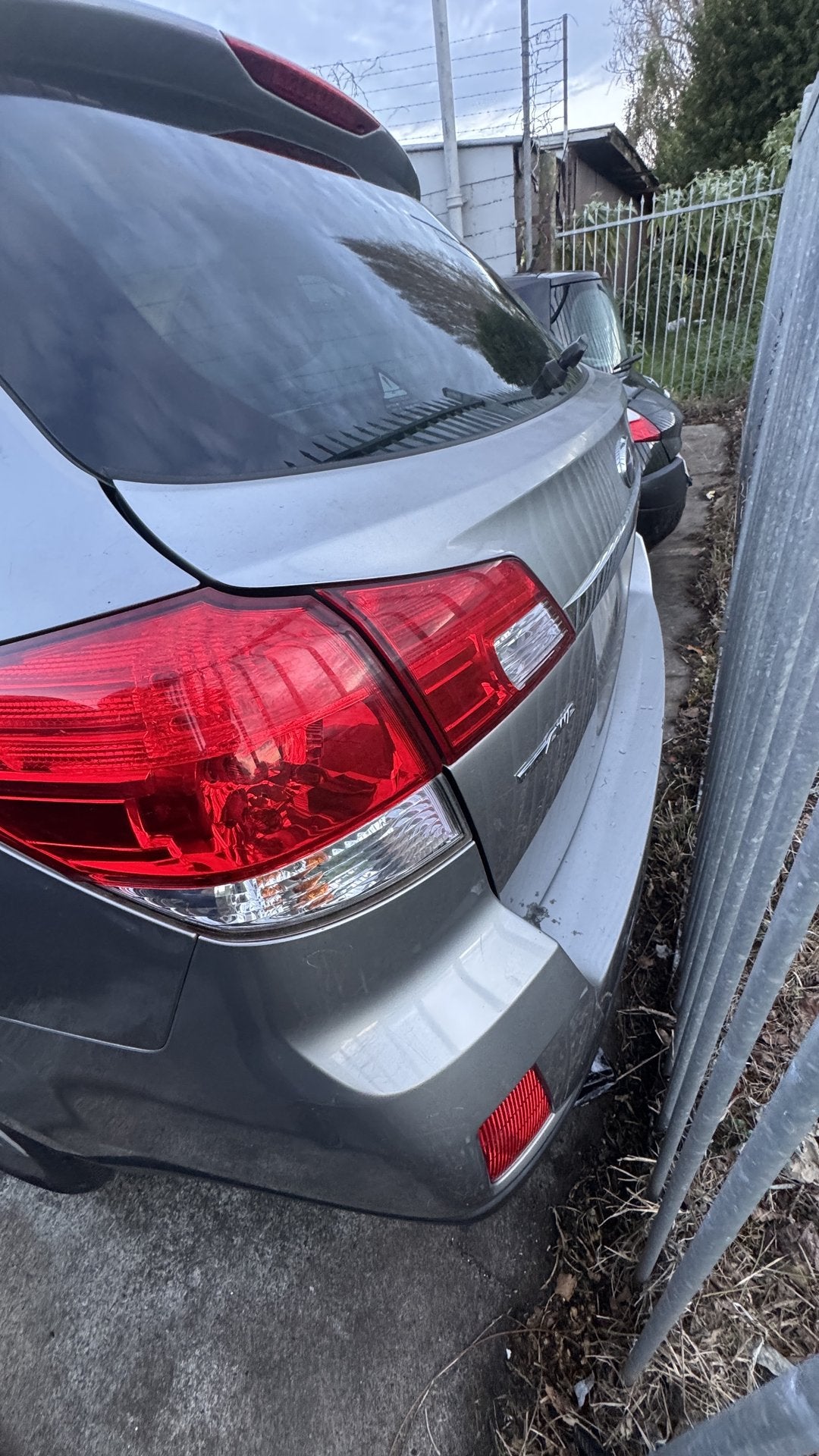 2011 Subaru Outback 2.5i Premium  Dismantling For Parts