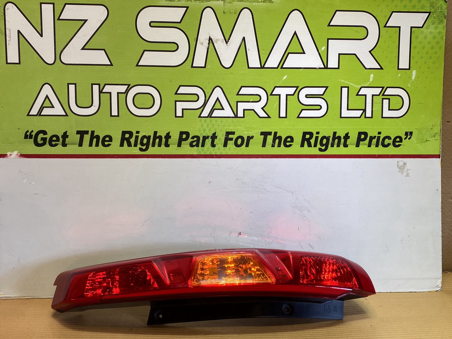 2009 Nissan X-Trail- Right Taillight PN: