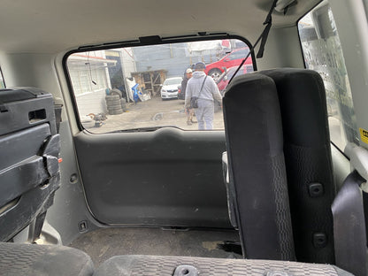 2007 Toyota Voxy AZR60- Dismantling For Parts