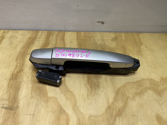 2007 Toyota Auris - Left Rear Exterior Door Handle