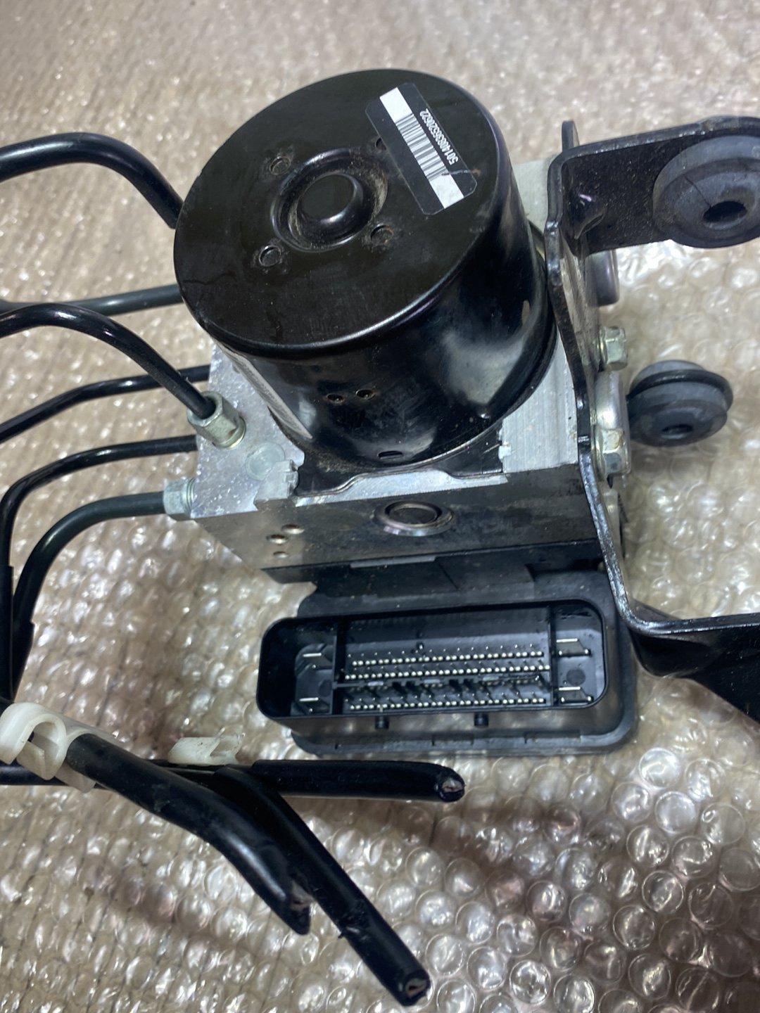 2010 Mazda Axela- ABS Pump PN: see photos