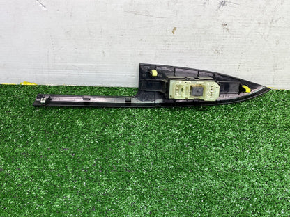 2002 Used Toyota Caldina - Right Rear Window Switch PN: 7427121020