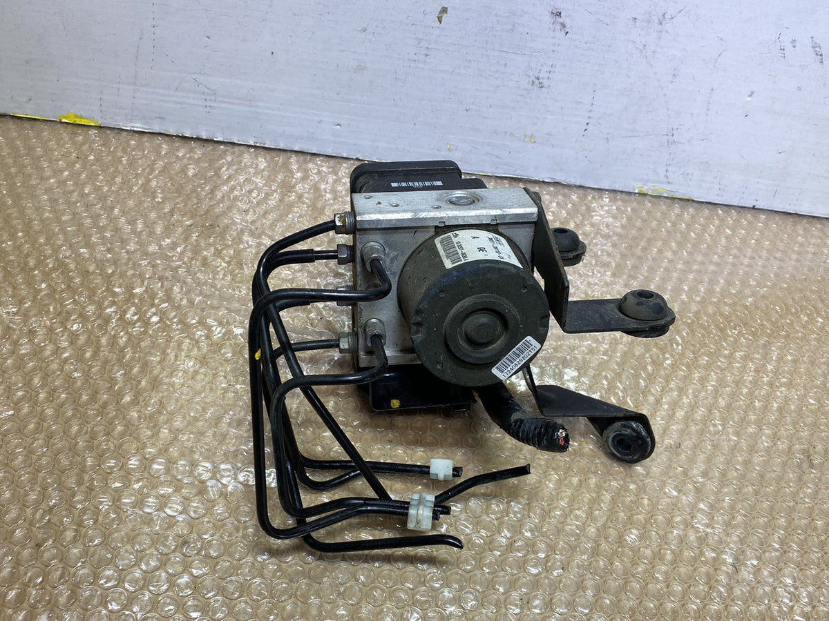 2005 Mazda Axela - ABS Pump PN: BVSN437AZD