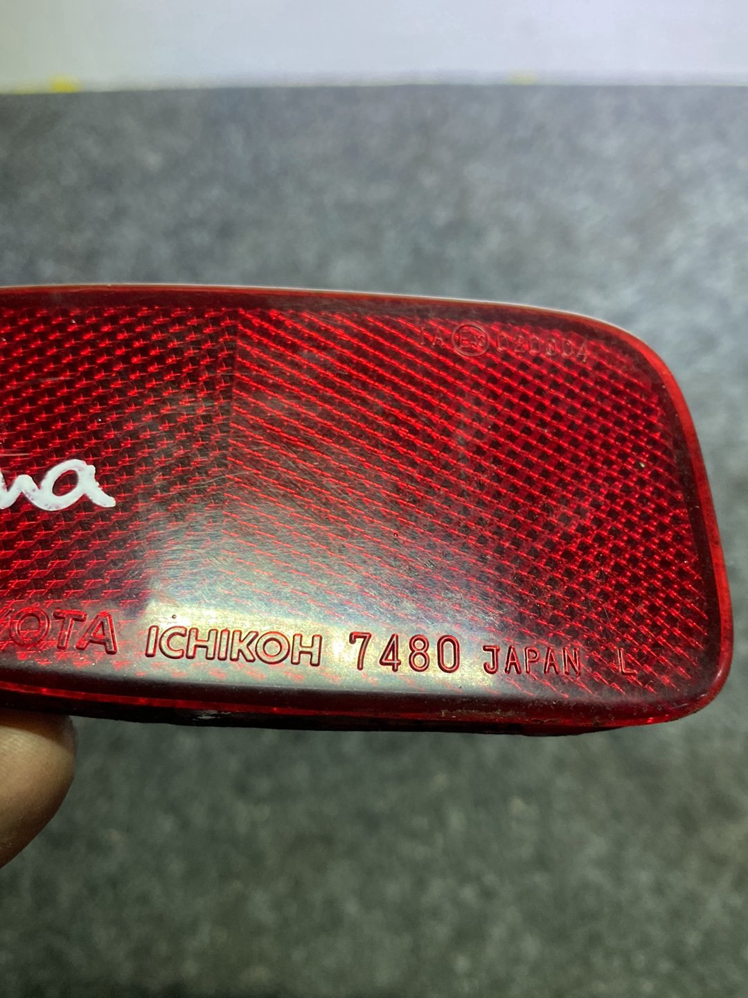 2000 Toyota Estima - Left Rear Bumper Reflector PN: ICHIKOH 7480