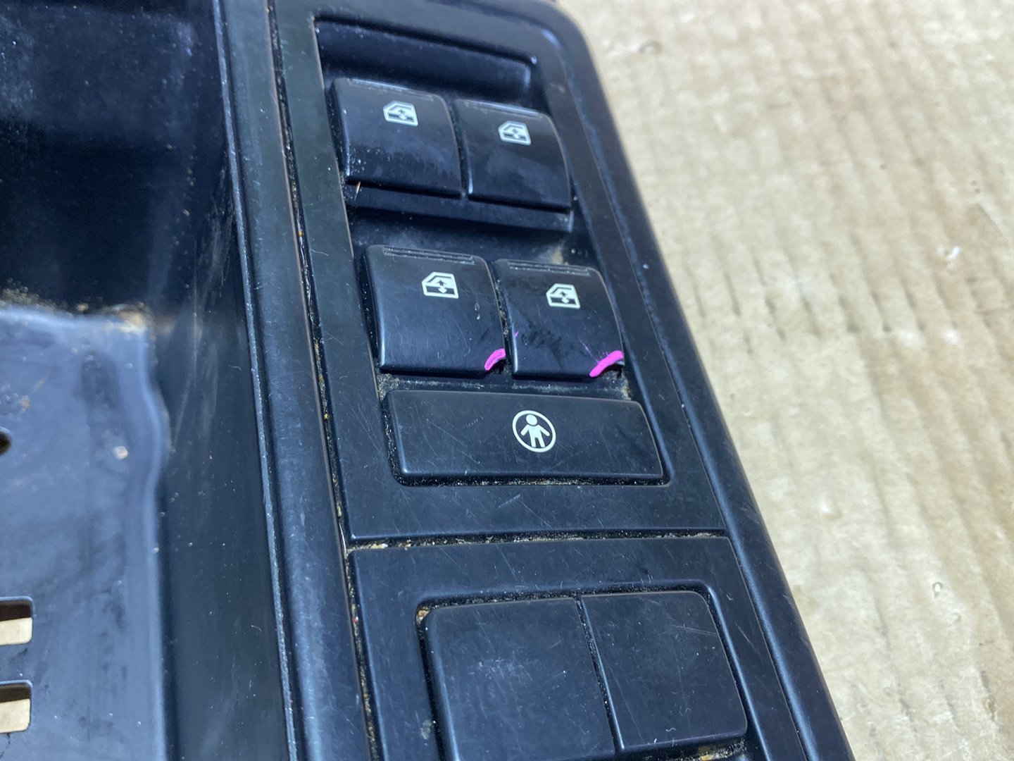 2004 Holden Commodore VY - Master Power Window Switch