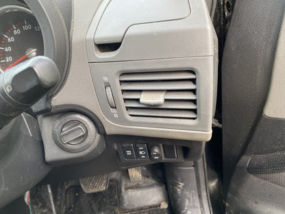 2007 Nissan X-Trail ST NT31 Dismantling For Parts