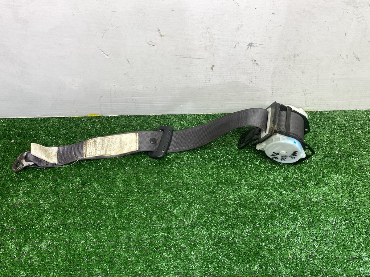 2006 Used Toyota Caldina - Right Rear Seat Belt PN: 7331021030C2