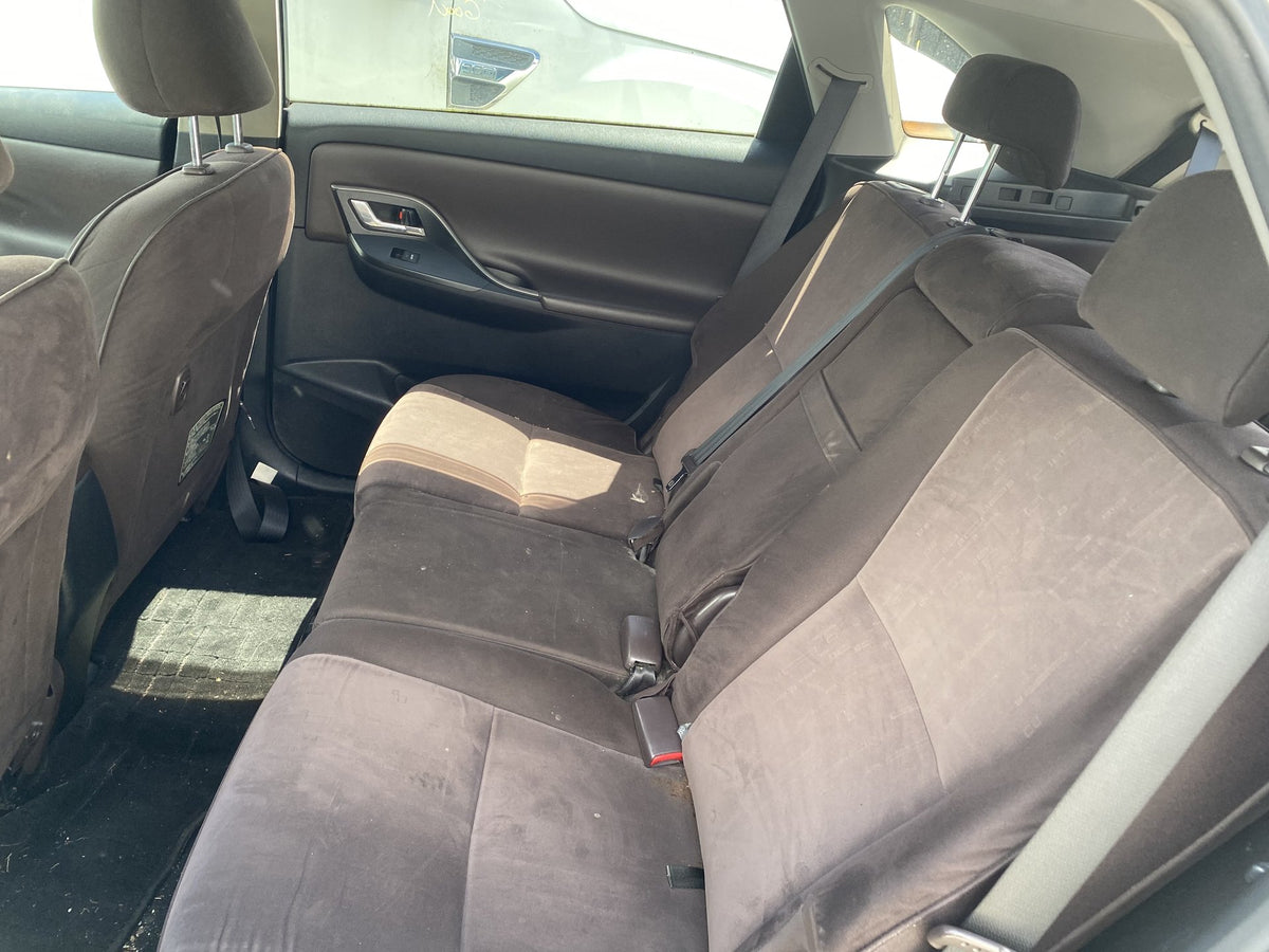 2008 Toyota Mark X ZiO ANA10- Dismantling For Parts
