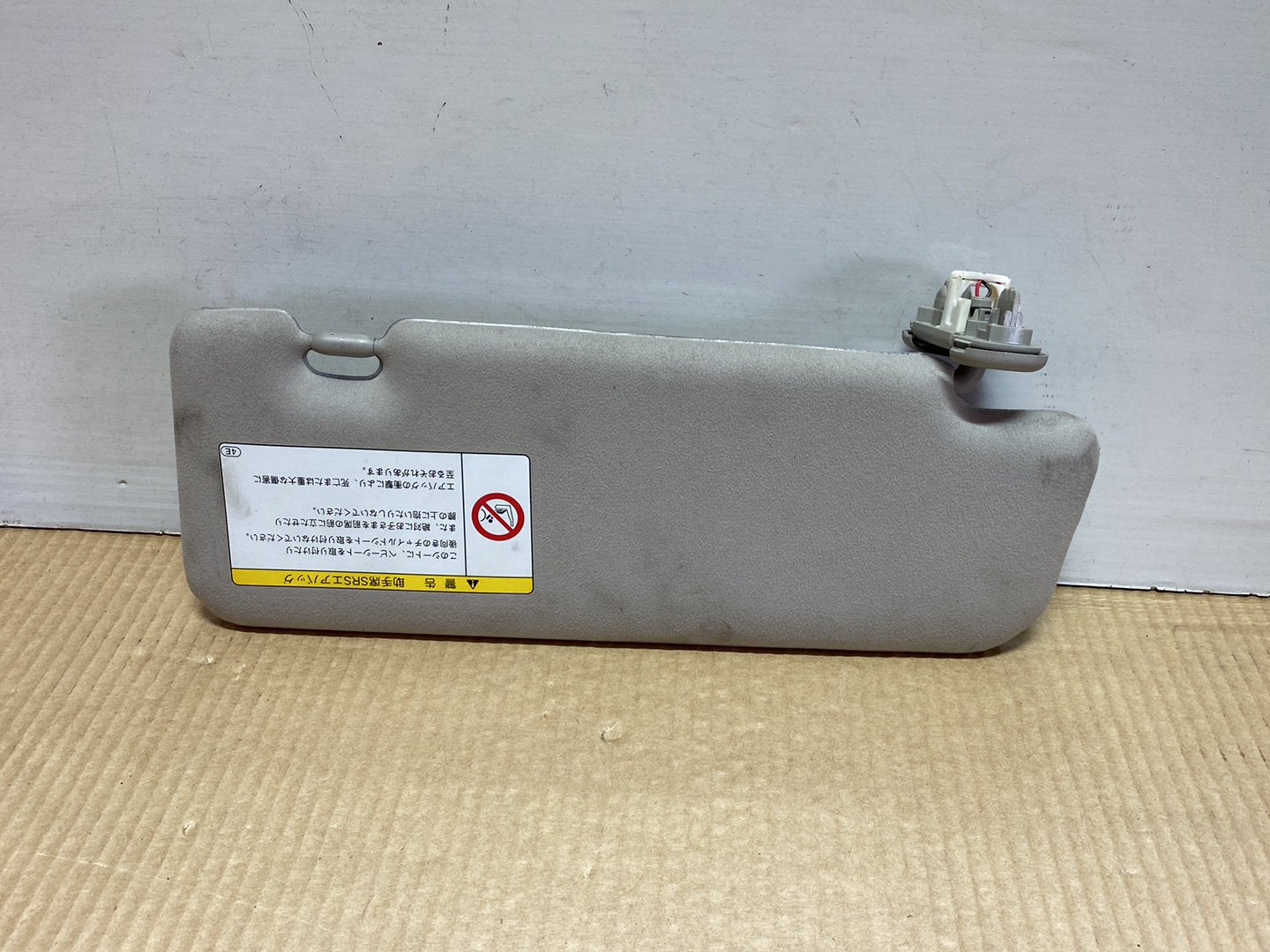 Used Toyota Prius W30- Left Sun Visor