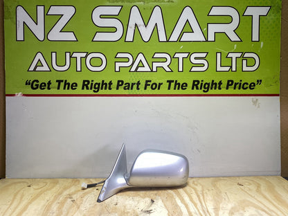 2005 Toyota Mark X - Left Door Mirror PN: 7 wires