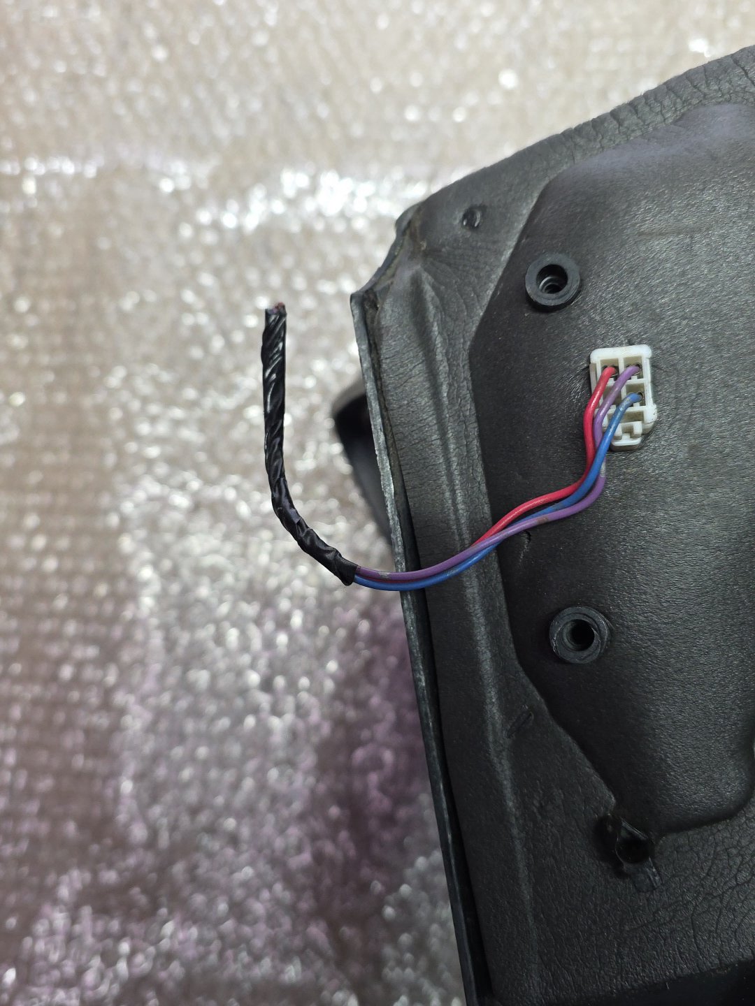 2003 Ford Falcon- Right Door Mirror PN: 3 wires