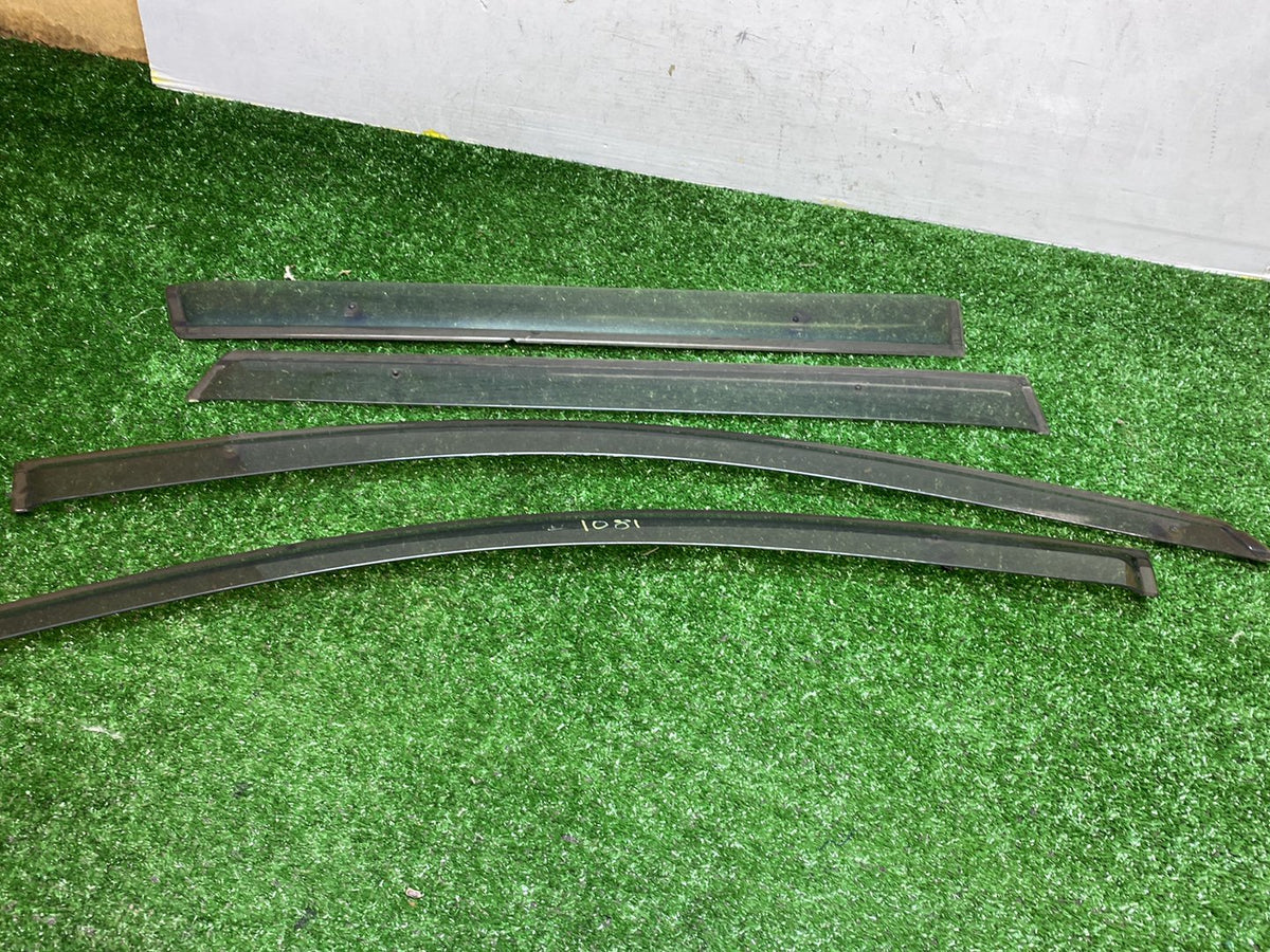 2005 Used Toyota Ist NCP60 - Monsoon Set