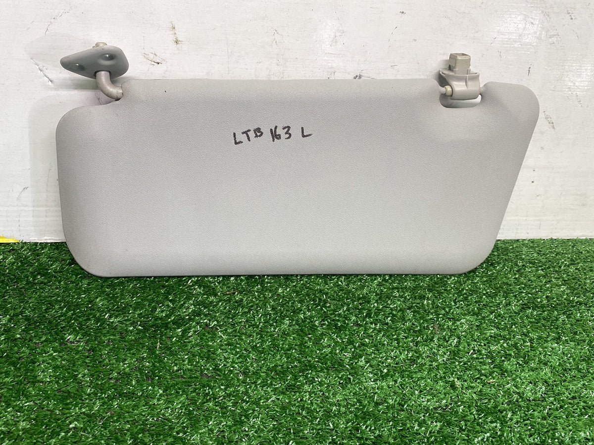 2007 Mazda Verisa - Left Sun Visor PN: D46169320A77