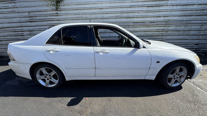 1999 Toyota Altezza RS200 GXE10 Dismantling For Parts