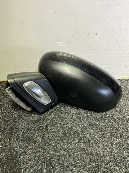 2012 Citroen C4 - Left Door Mirror PN: 11 wires / 2 plugs