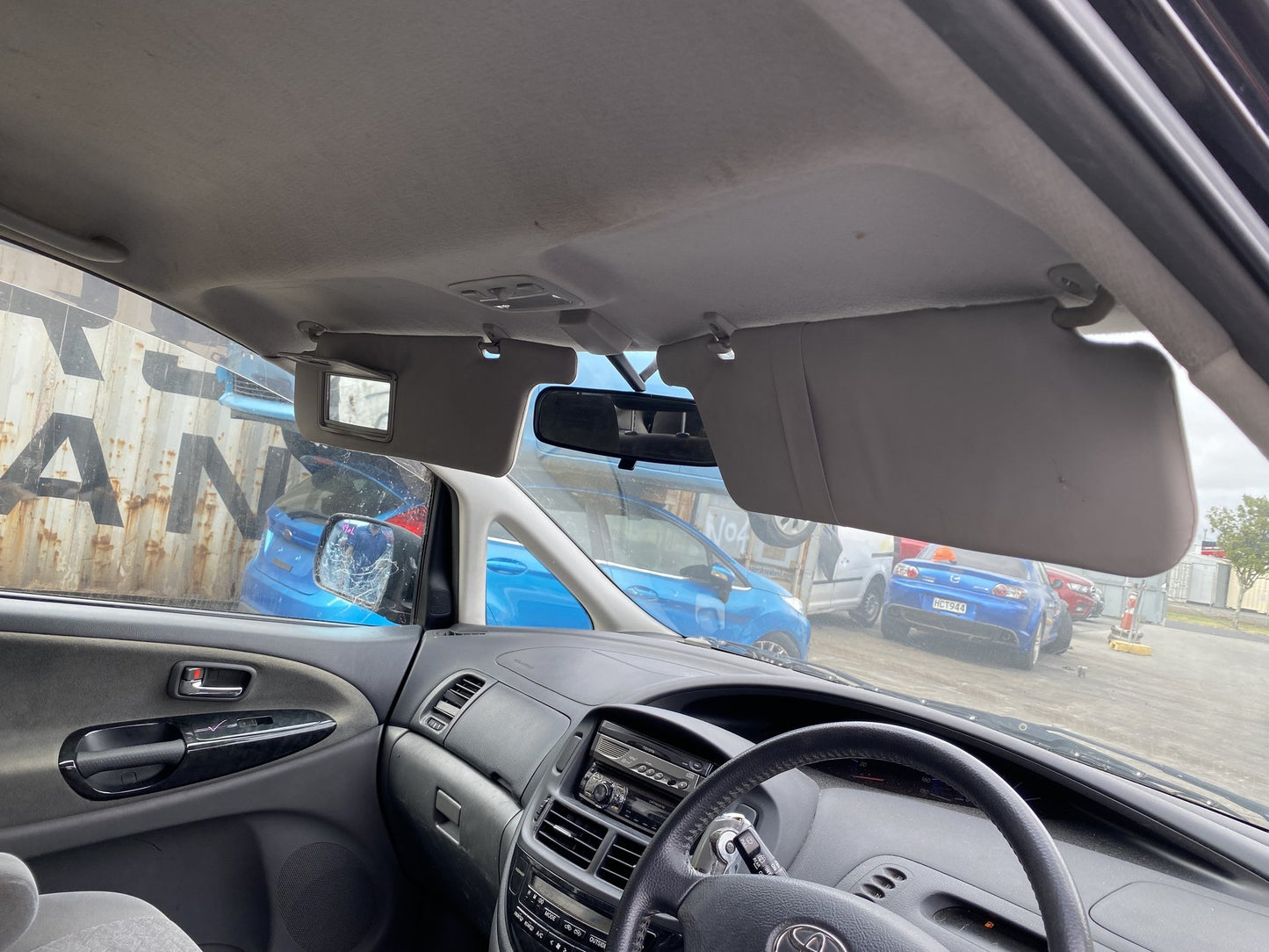 2004 Toyota Estima Aeras ACR30 Dismantling For Parts
