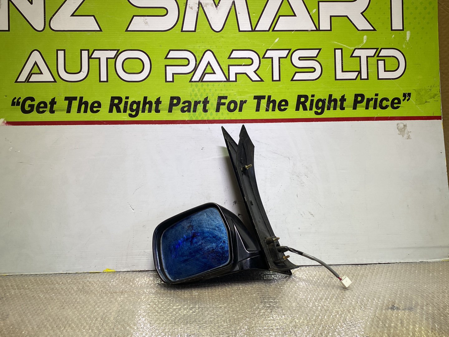 2005 Used Toyota Voxy- Left Door Mirror PN: 5 wires