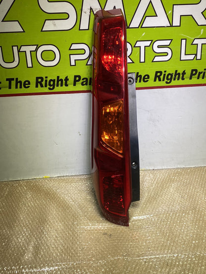 2009 Nissan X-Trail - Left Headlight PN: see photos