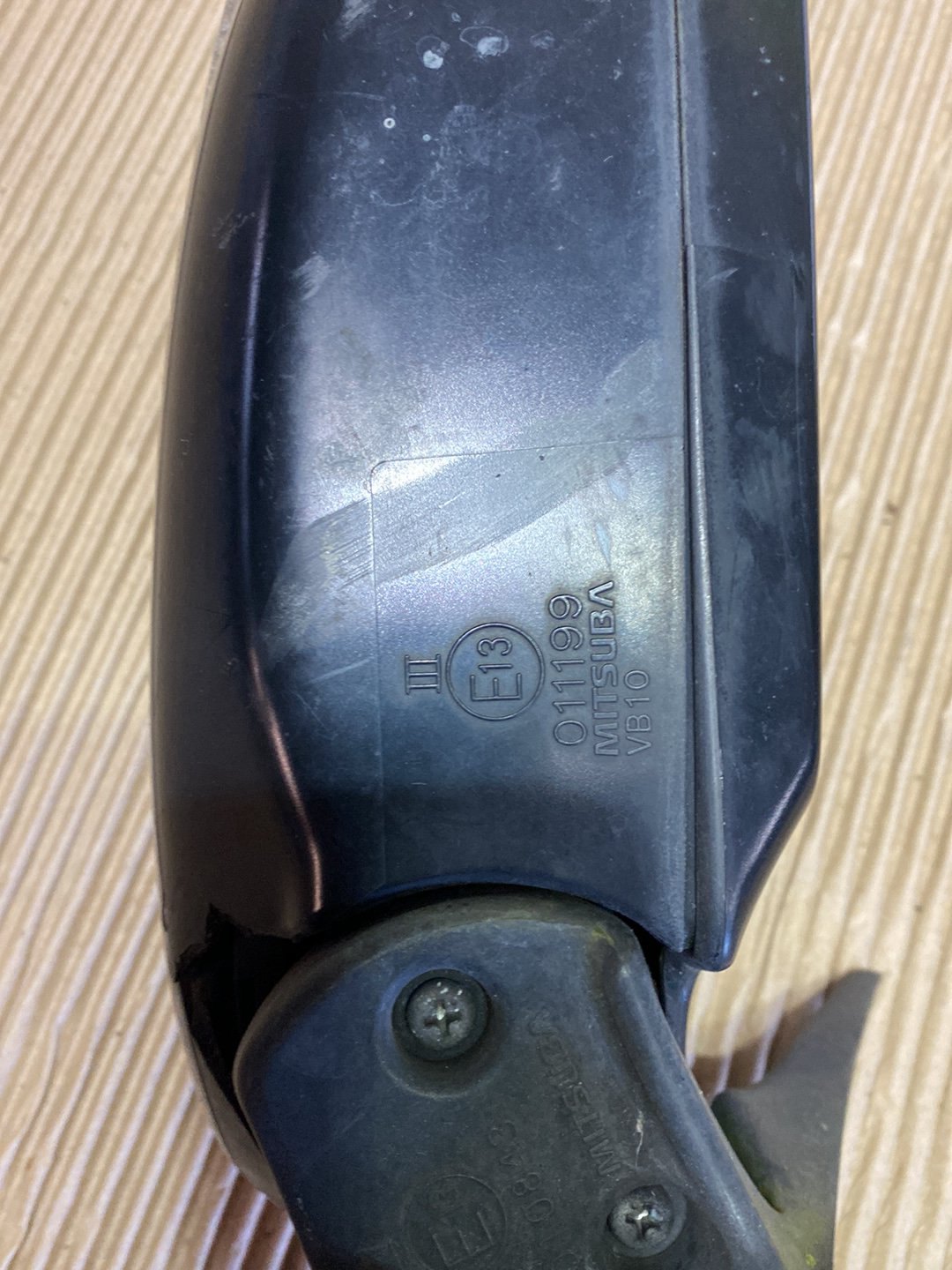 2007 Subaru Legacy- Left Door Mirror PN: 9 wires