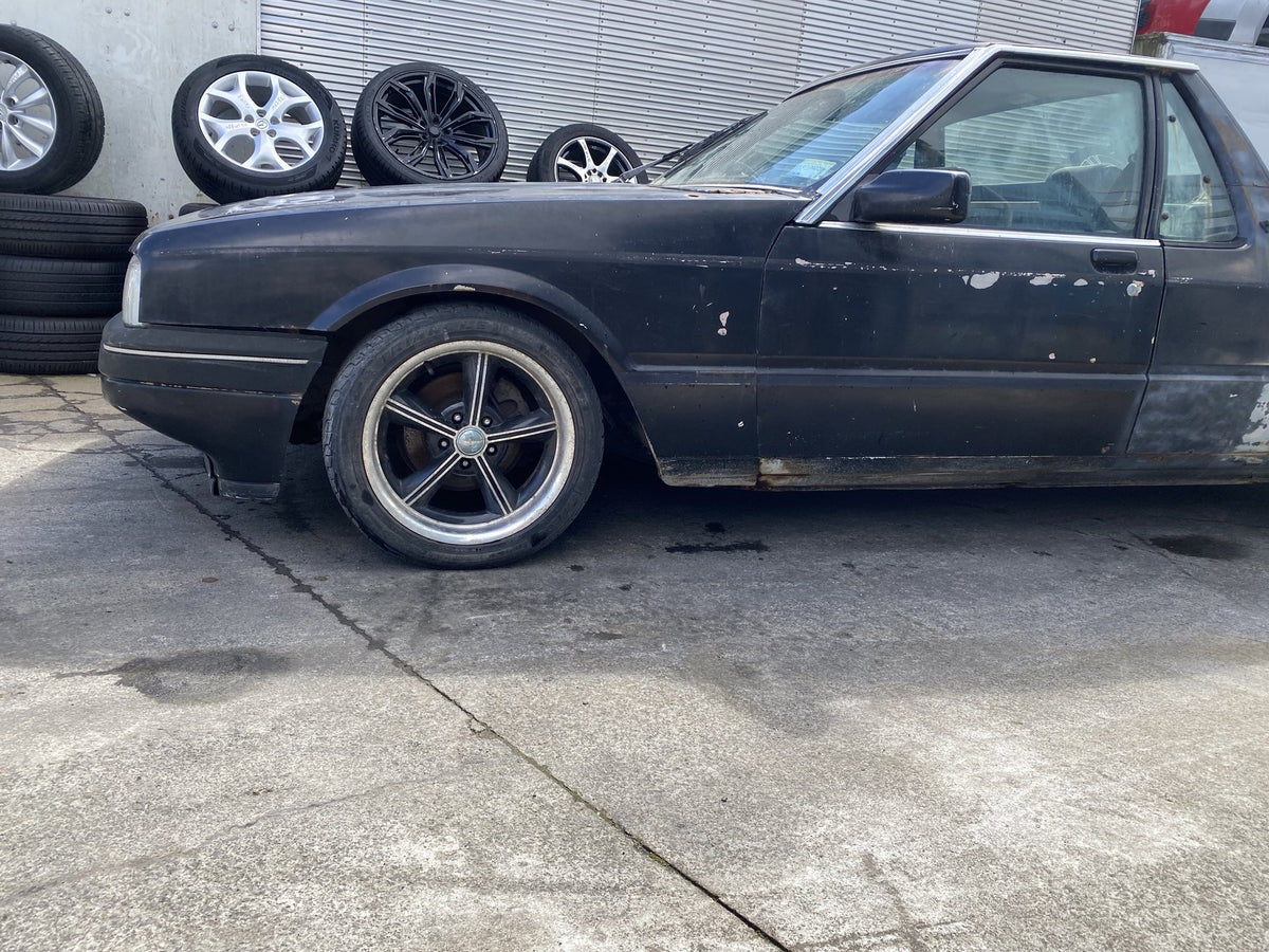 1985 Ford Falcon S Longreach MA66FM67379 Dismantling For Parts