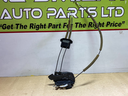 2006 Nissan Fuga Y50 - Left Front Lock Actuator