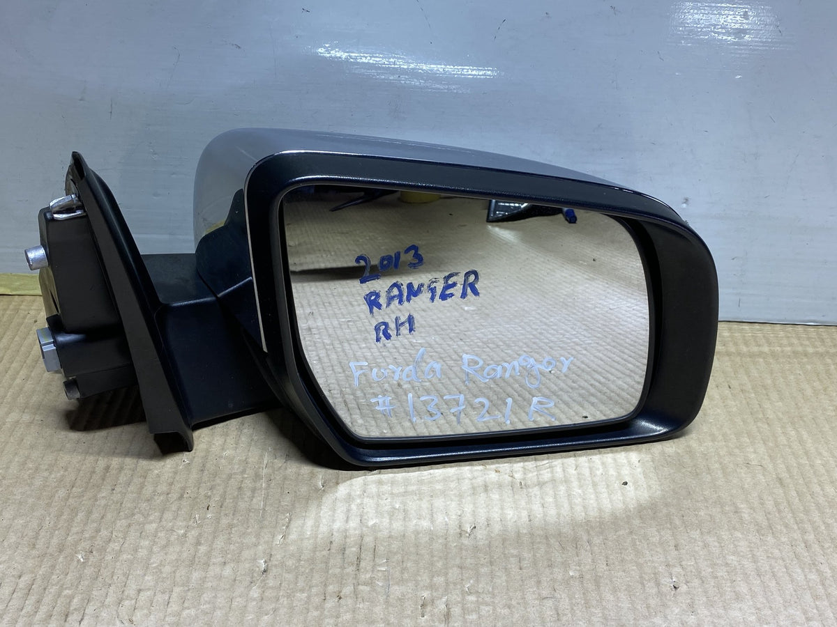 2013 Ford Ranger - Right Door Mirror PN: 8 wires