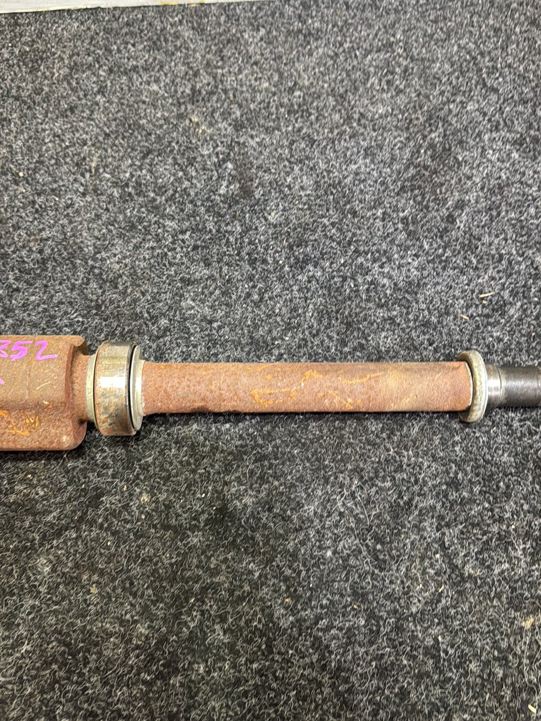 2014 Nissan Serena HFC26- Right Front Drive Axle PN: