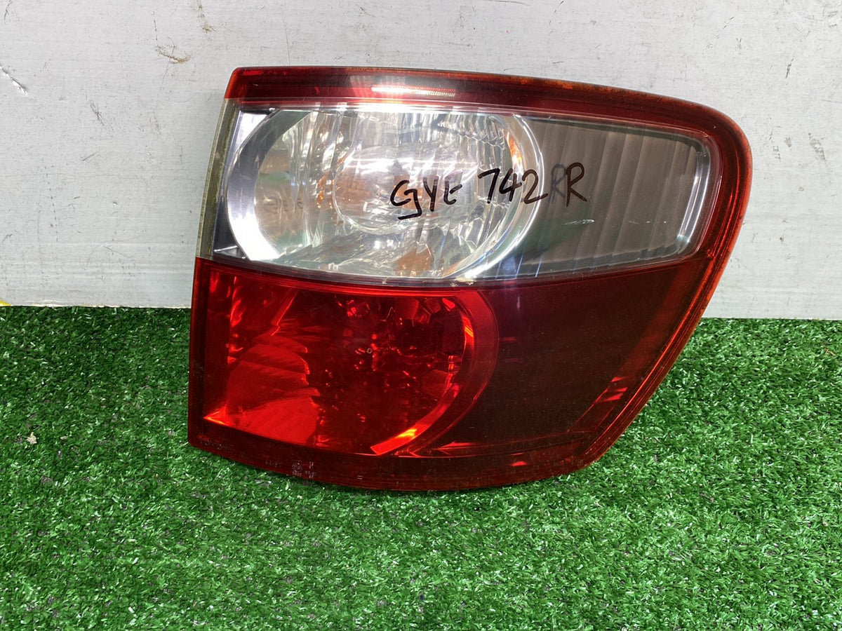 2005 Used Toyota Ipsum - Right Taillight PN: KOITO 44-57