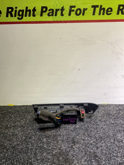 2009 Holden Captiva - Master Power Window Switch