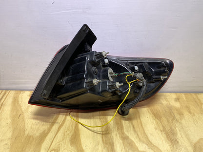2013 Hyundai Santa Fe - Left Taillight PN: 92401-2B5