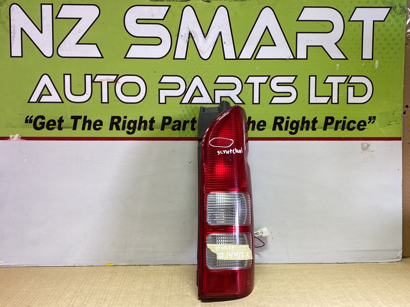 2008 Used Toyota Hiace - Right Taillight PN: After market/ DEPO 01-212