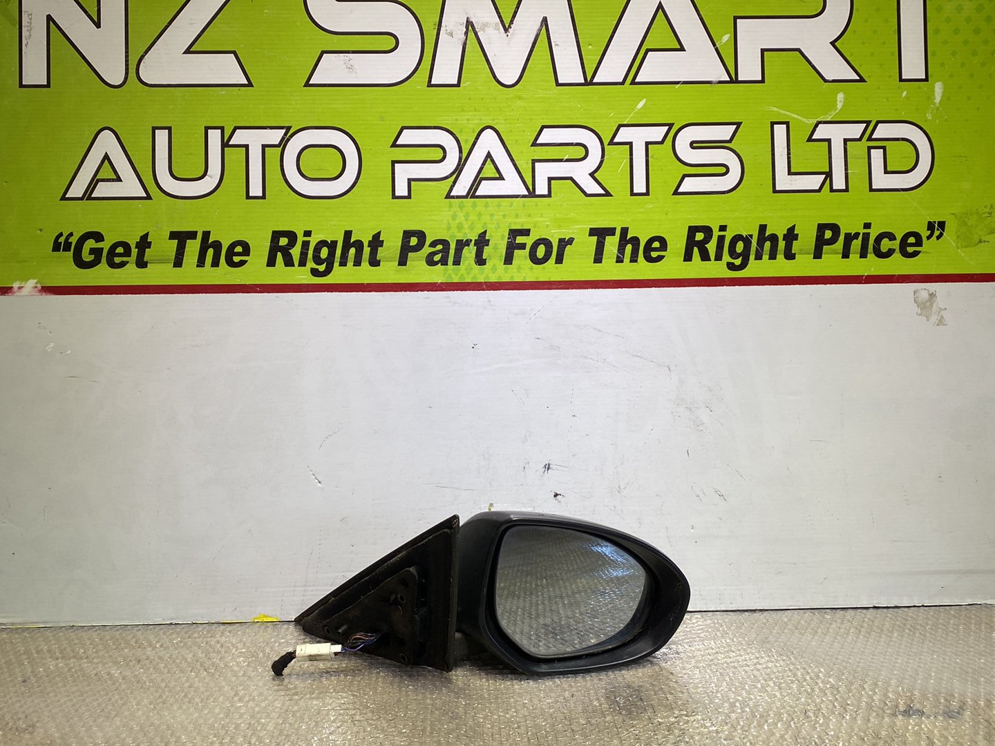 2008 Mazda Atenza- Right Door Mirror PN: 6 wires