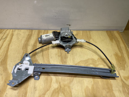2013 Nissan Qashqai - Right Rear Window Regulator/Motor