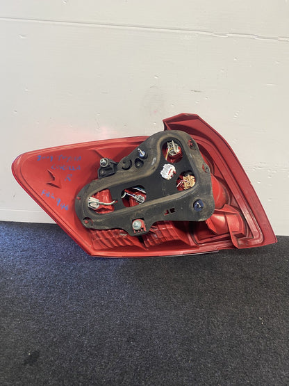 2006 Used Toyota Corolla - Right Taillight PN: 12-509