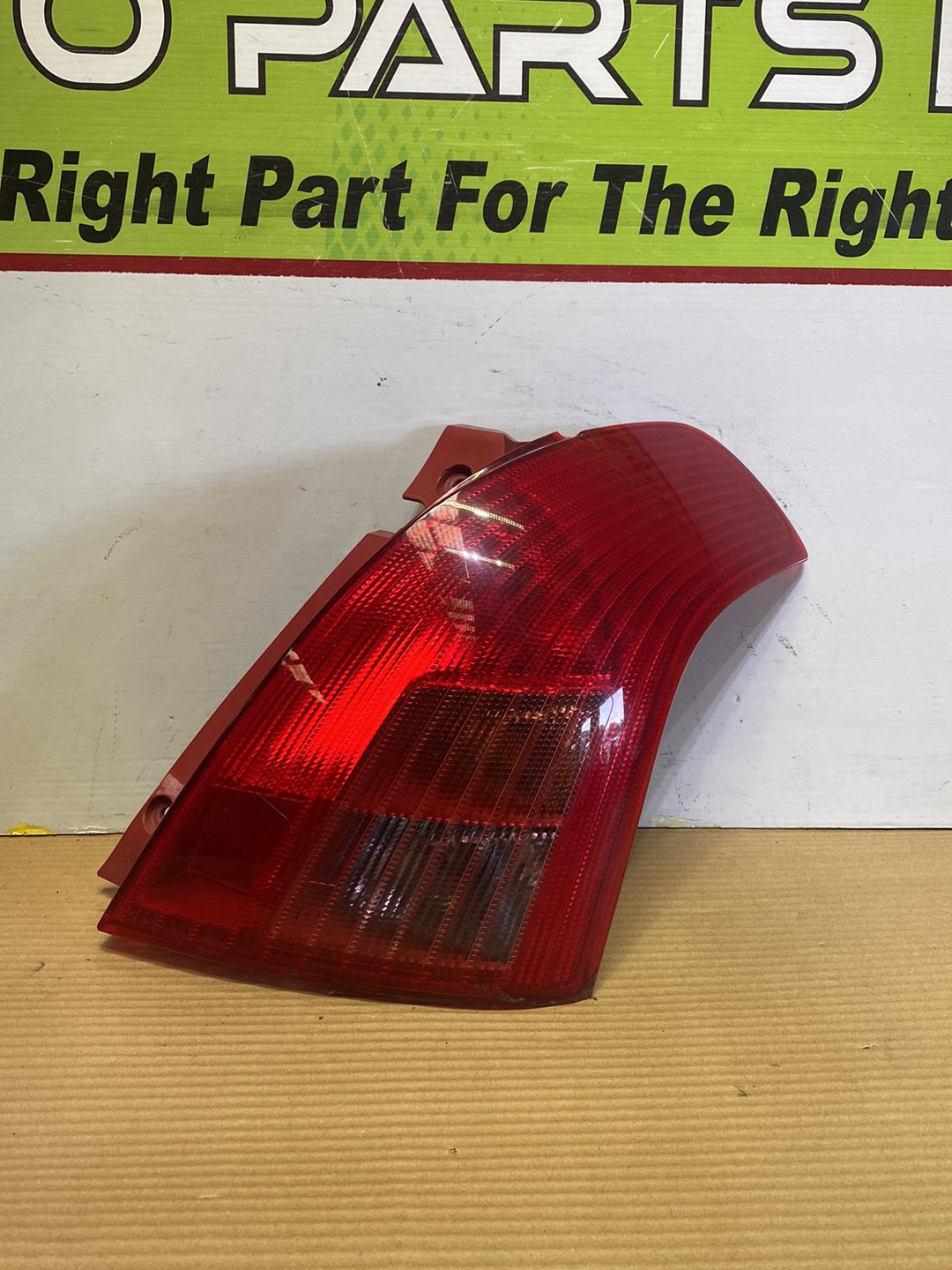 2005 Suzuki Swift- Right Taillight PN: