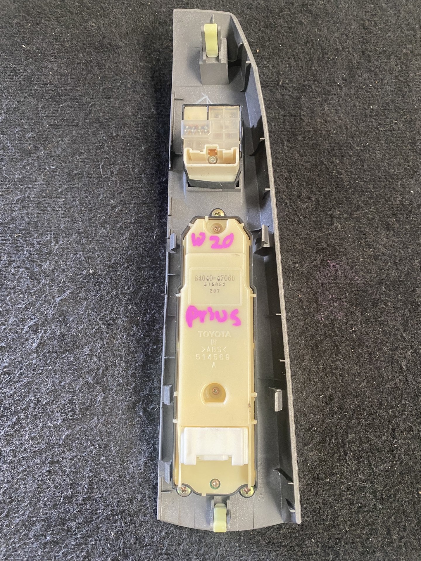 2008 Used Toyota Prius - Right Front Window Switch PN: tested 05/04/2025 good working condition