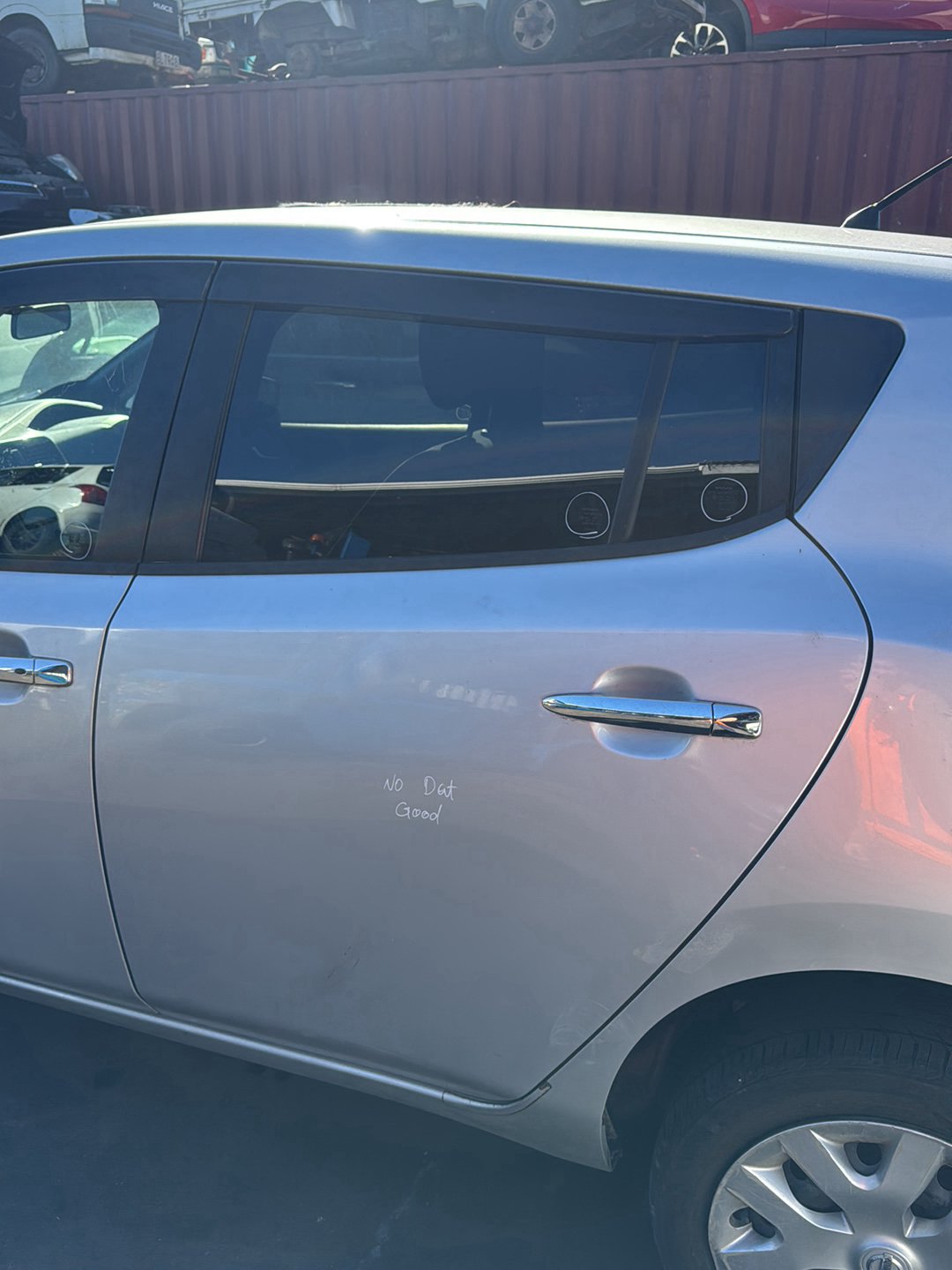 2016 Nissan Leaf  Dismantling For Parts